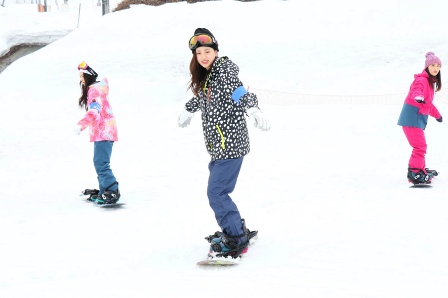 早く滑れるようになりたい スノボ初心者はスクールに入ろう スキーマガジン