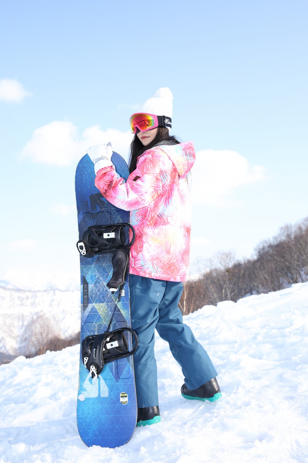 スノースーツ スキー服 雪女子スキースーツ冬のスノーボードジャケットとパンツセット女性のスキージャケットとパンツセット雪のジャケット冬のスキー